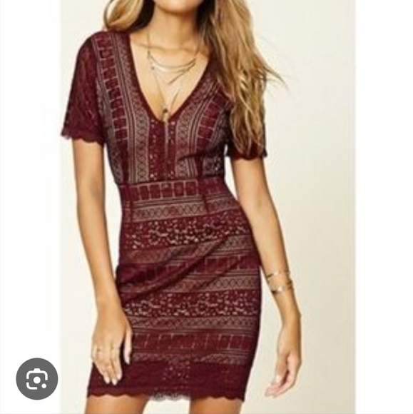 NWT Forever 21 Burgundy Red Lace Short Sleeve V-neck Cocktail Dress Medium M EUC - Picture 1 of 9
